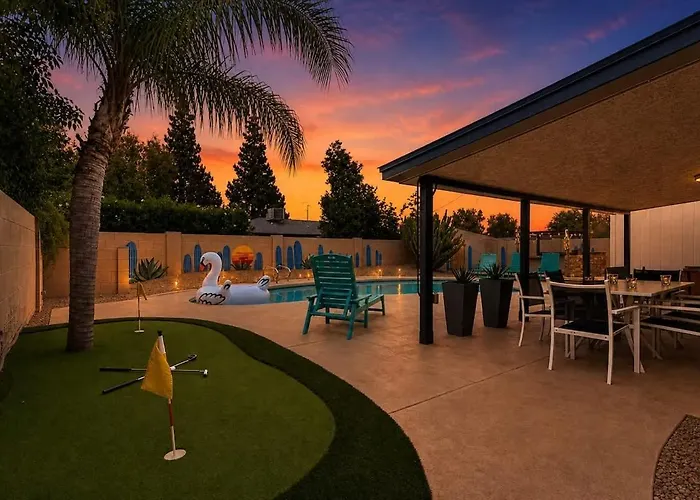 Sunrise-sparkling Pool-bbq Grill-mins To Old Town *